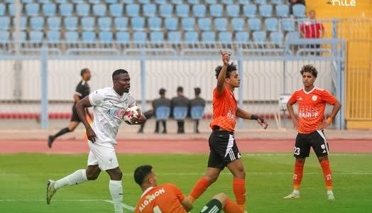النيران الصديقة تنقذ المصري أمام فاركو